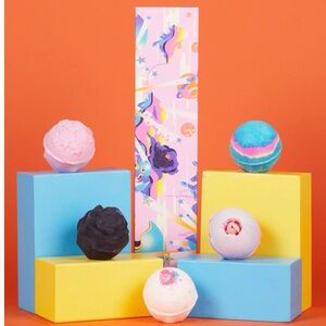 Lush Great Balls of Bicarb Bath Bomb Gift Set New in Box